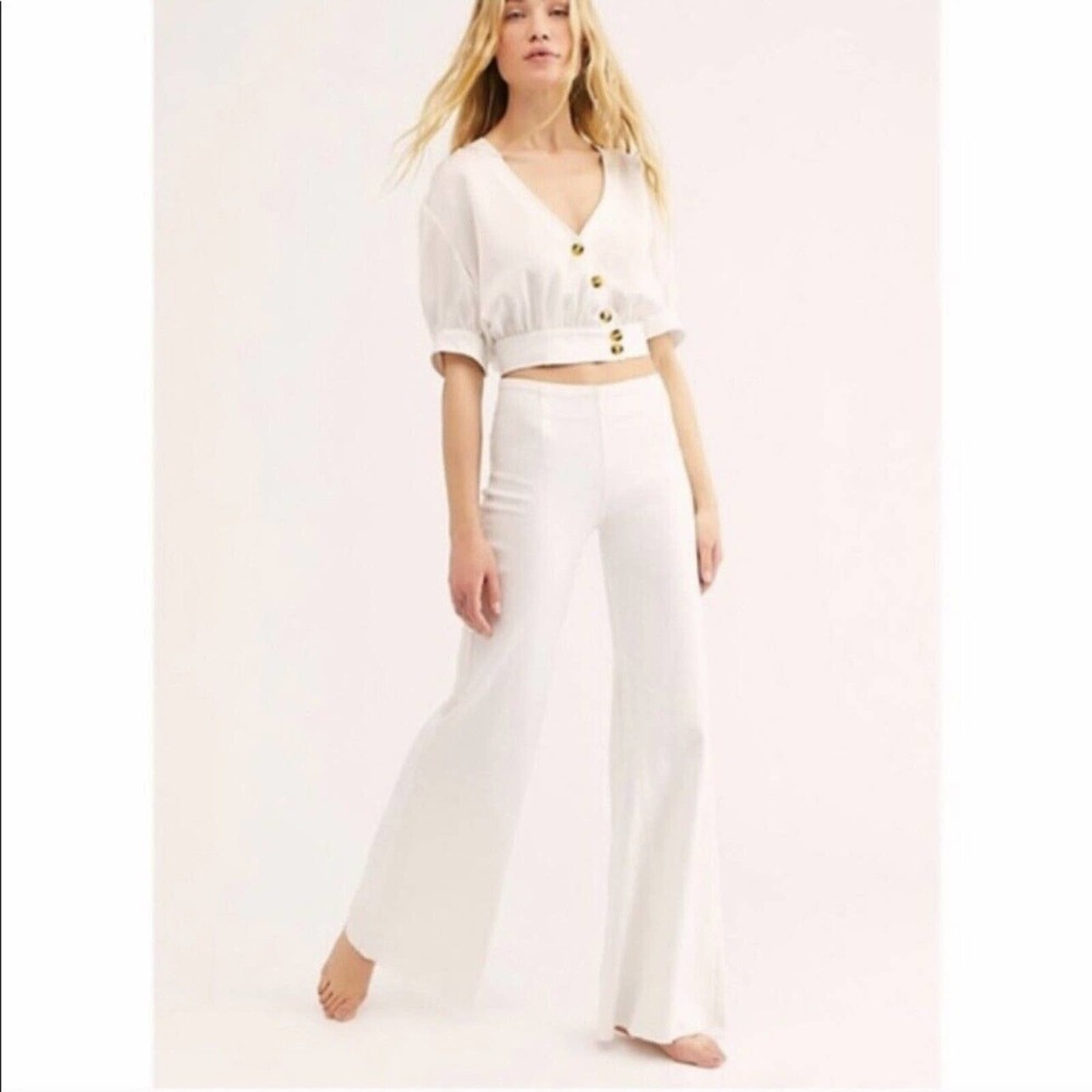 We The Free Flared Jeans Womens 31 White Bell Bottoms Raw Hem Pull On Pants Boho